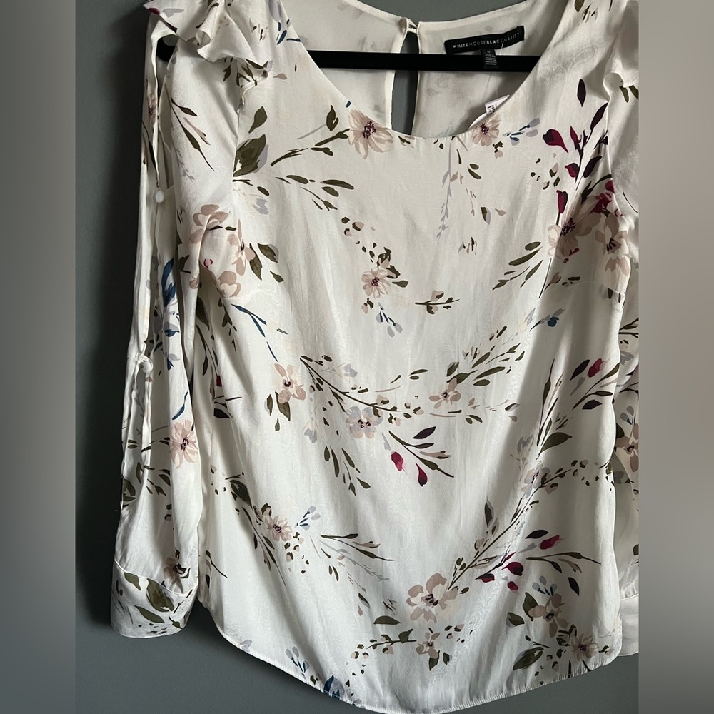 White House Black Market Blouse size 6